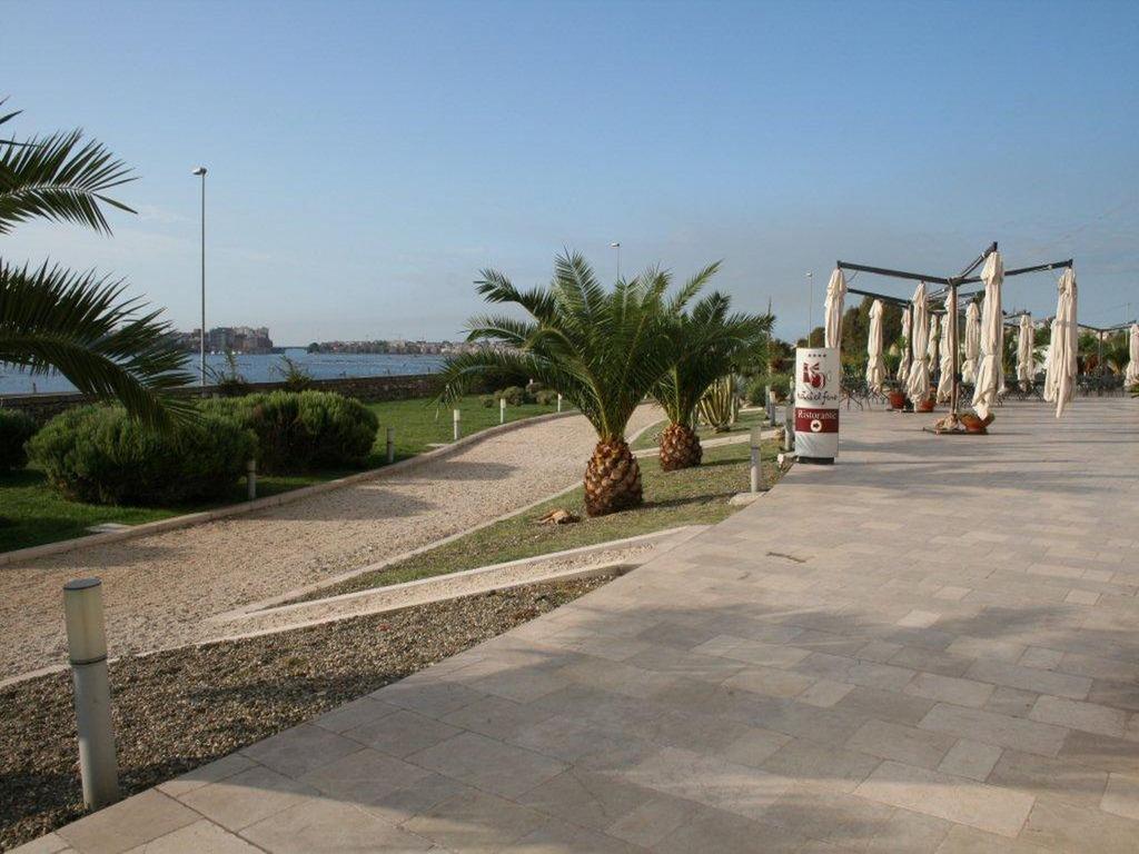 Hotel Saraceno Al Faro Taranto Eksteriør bilde
