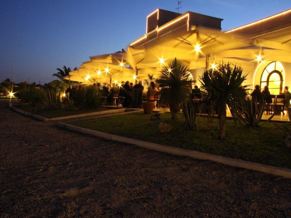 Hotel Saraceno Al Faro Taranto Eksteriør bilde