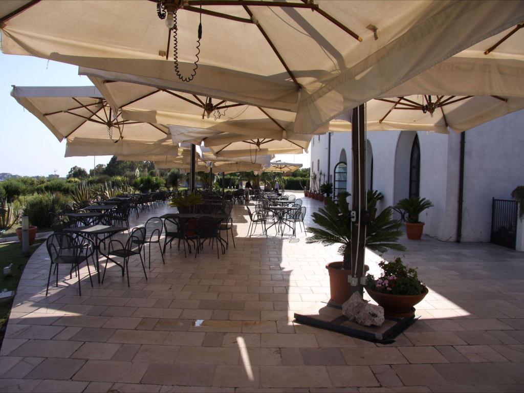 Hotel Saraceno Al Faro Taranto Eksteriør bilde